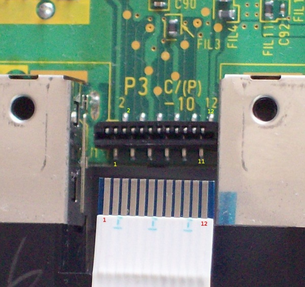 Conector interno del puerto de juego Nintendo GameCube1.JPG