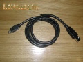 Cable USB-miniUSB.